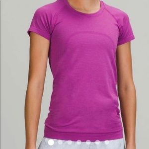Lululemon workout top - swiftly tech - vivid plum - brand new never worn -